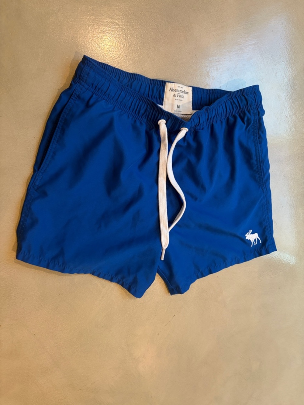 Abercrombie Men’s swim trunks size medium